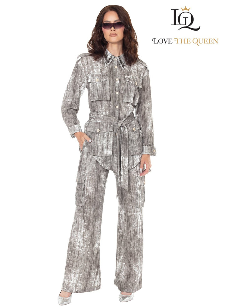 2pc. Top & Pant Set - Love The Queen. Style 17642 - Especially Yours