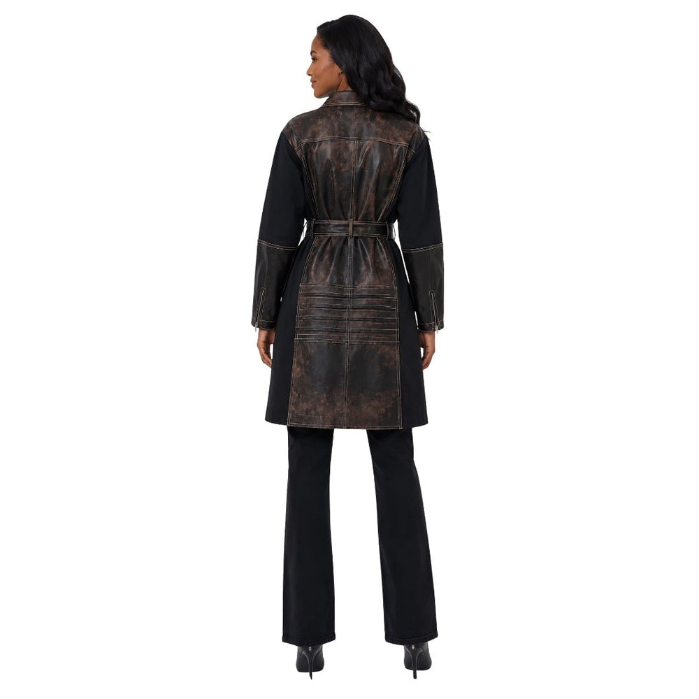 Coat - Love The Queen. Style 17623 - Especially Yours