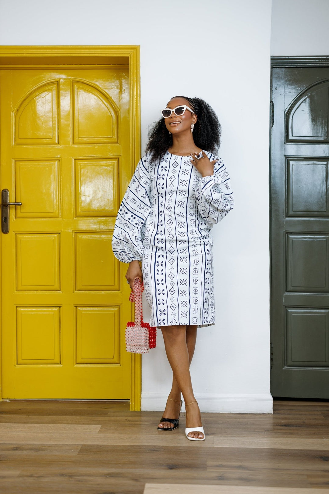 ZORA AFRICAN PRINT PUFF SLEEVE MIDI DRESS [WHITE] - Especially Yours