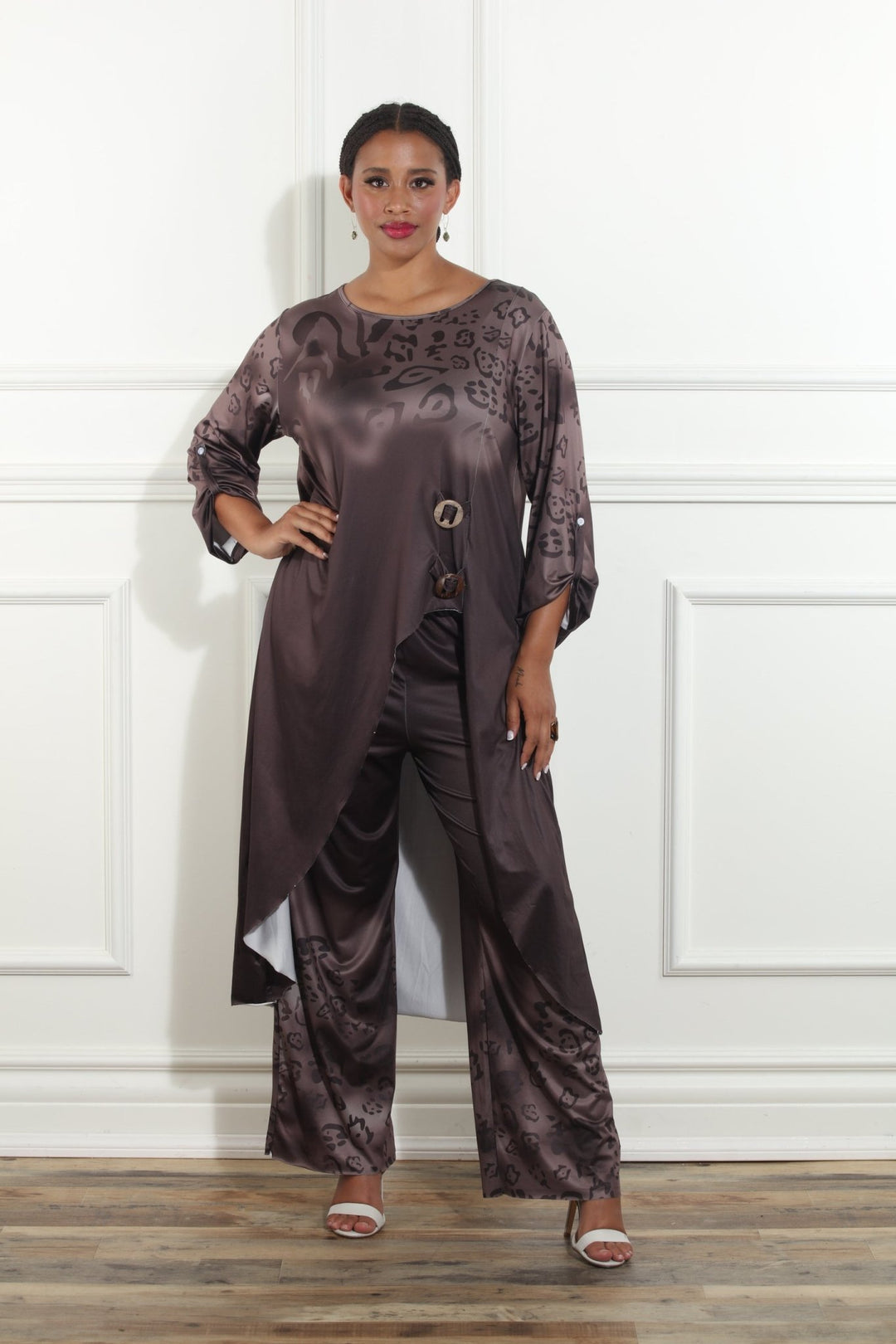 Luxe Moda, - Style LM - 470 - Especially Yours