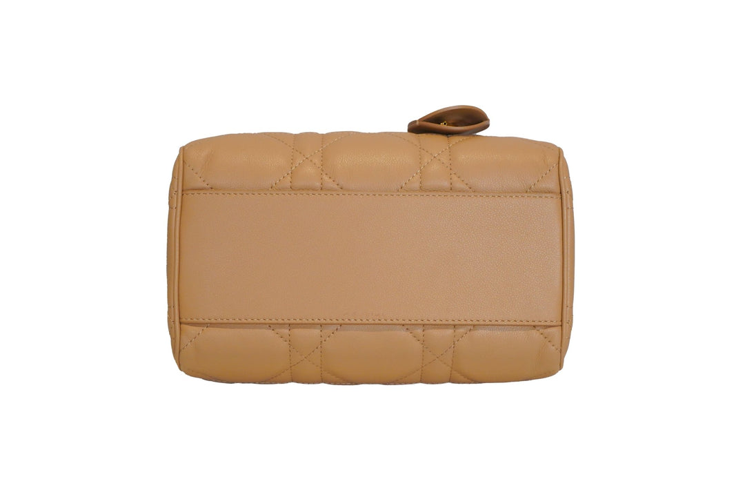 Dior Grove 20 - Especially Yours