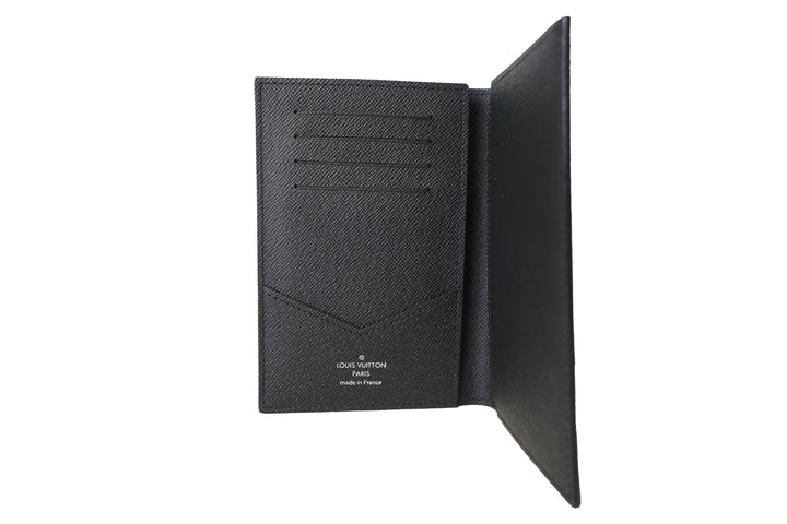 Louis Vuitton Mens Passport Holder