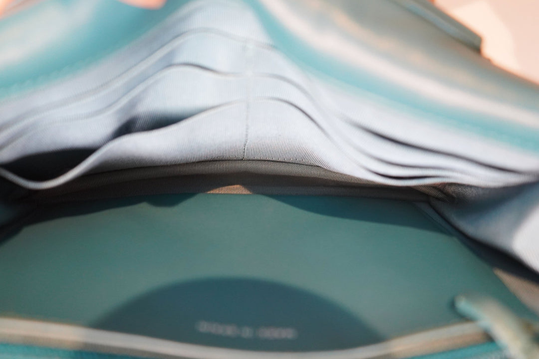 Chanel Wallet on Chain - Especially Yours