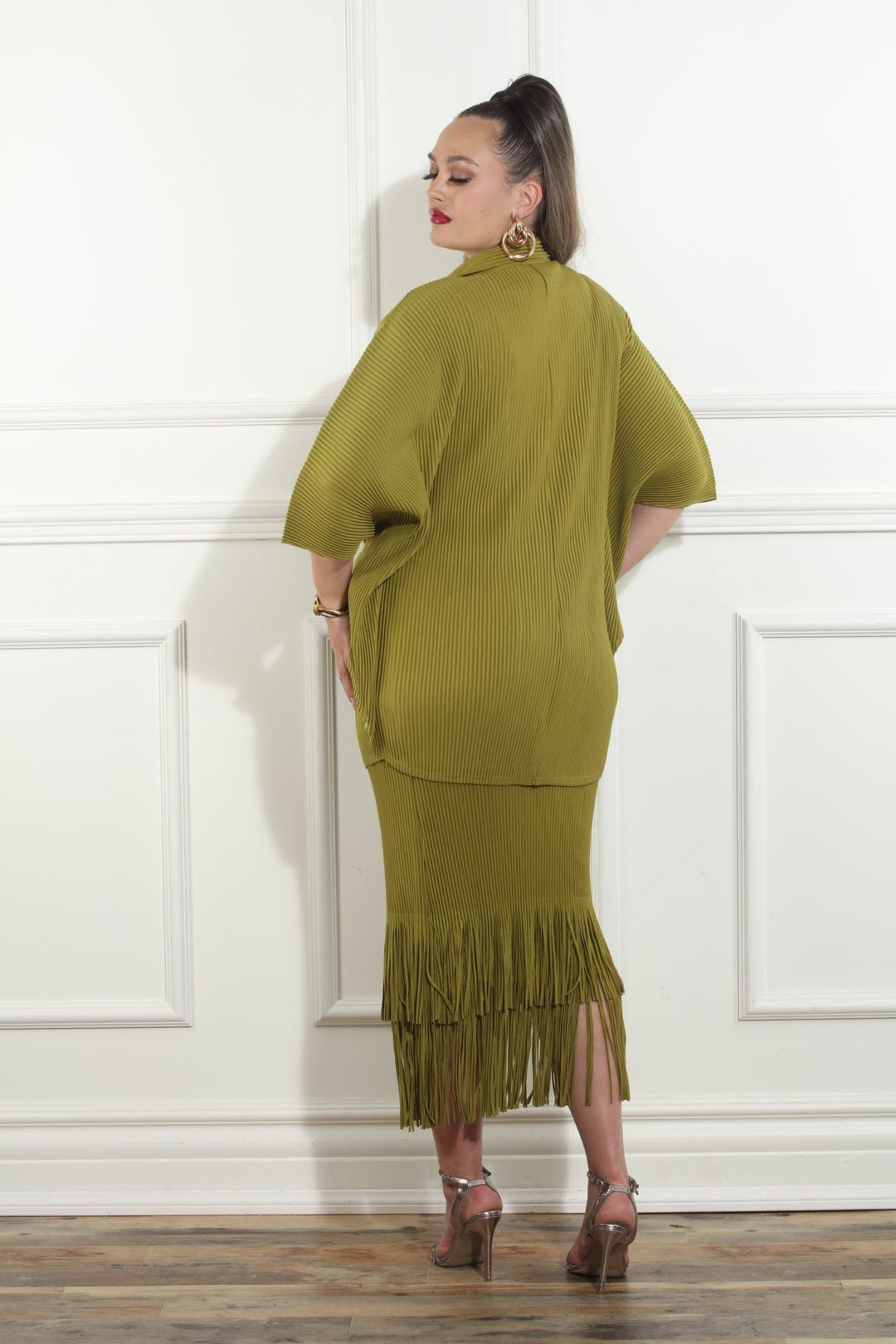 Luxe Moda, - Style LM - 482 - Especially Yours