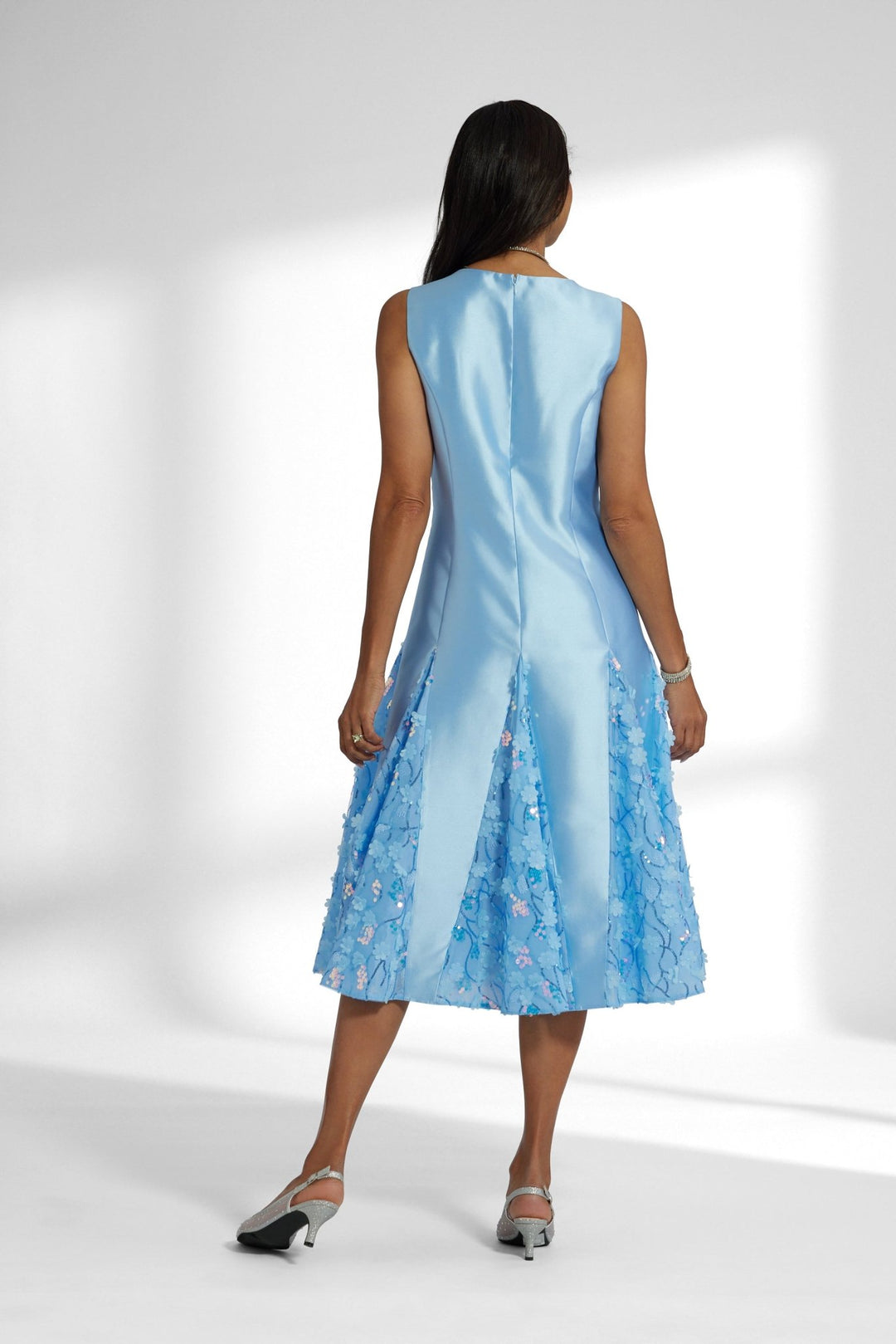 Budding Romance Suit - Especially Yours