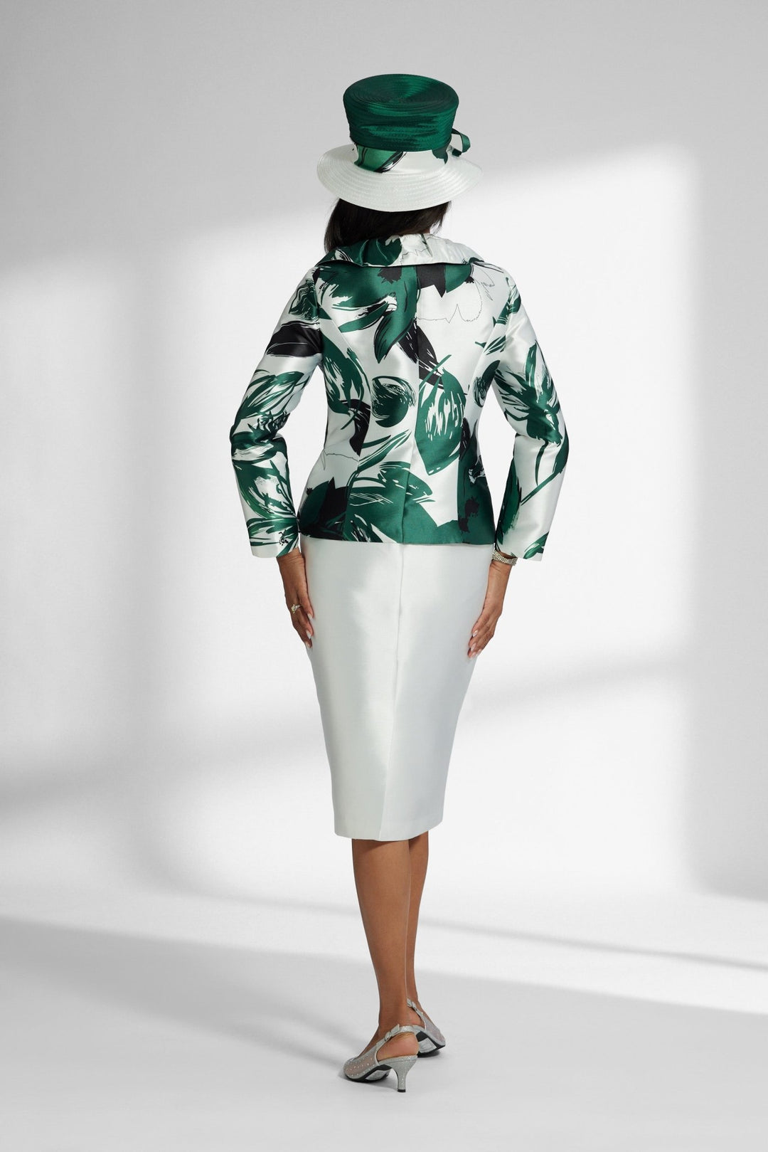 Willowy Willene Suit - Especially Yours