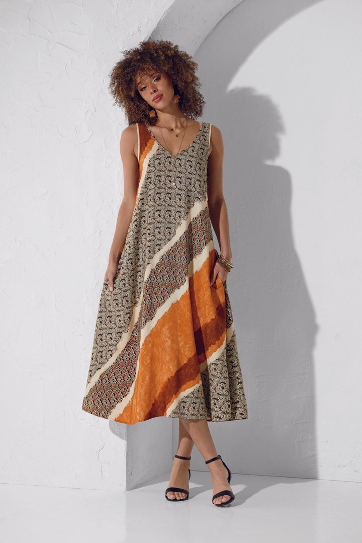 FLOWING SIERRA PRINT DRESS - Especially Yours