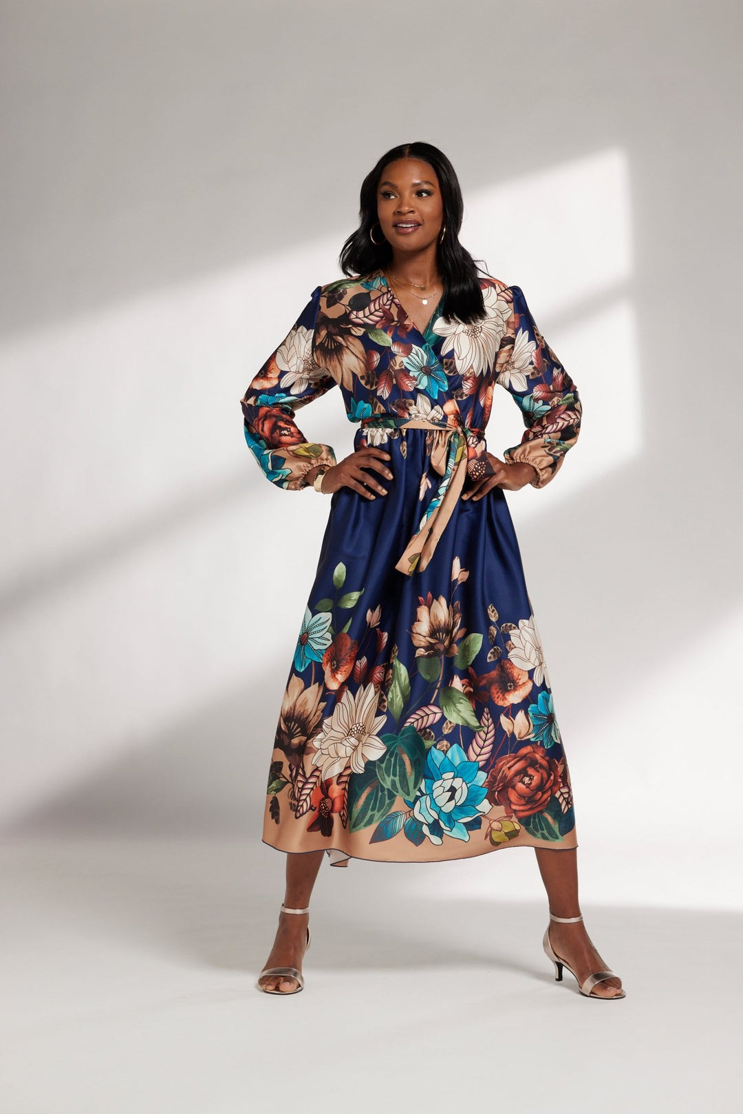 BLOOMIMG FLOWERS WRAP DRESS - Especially Yours