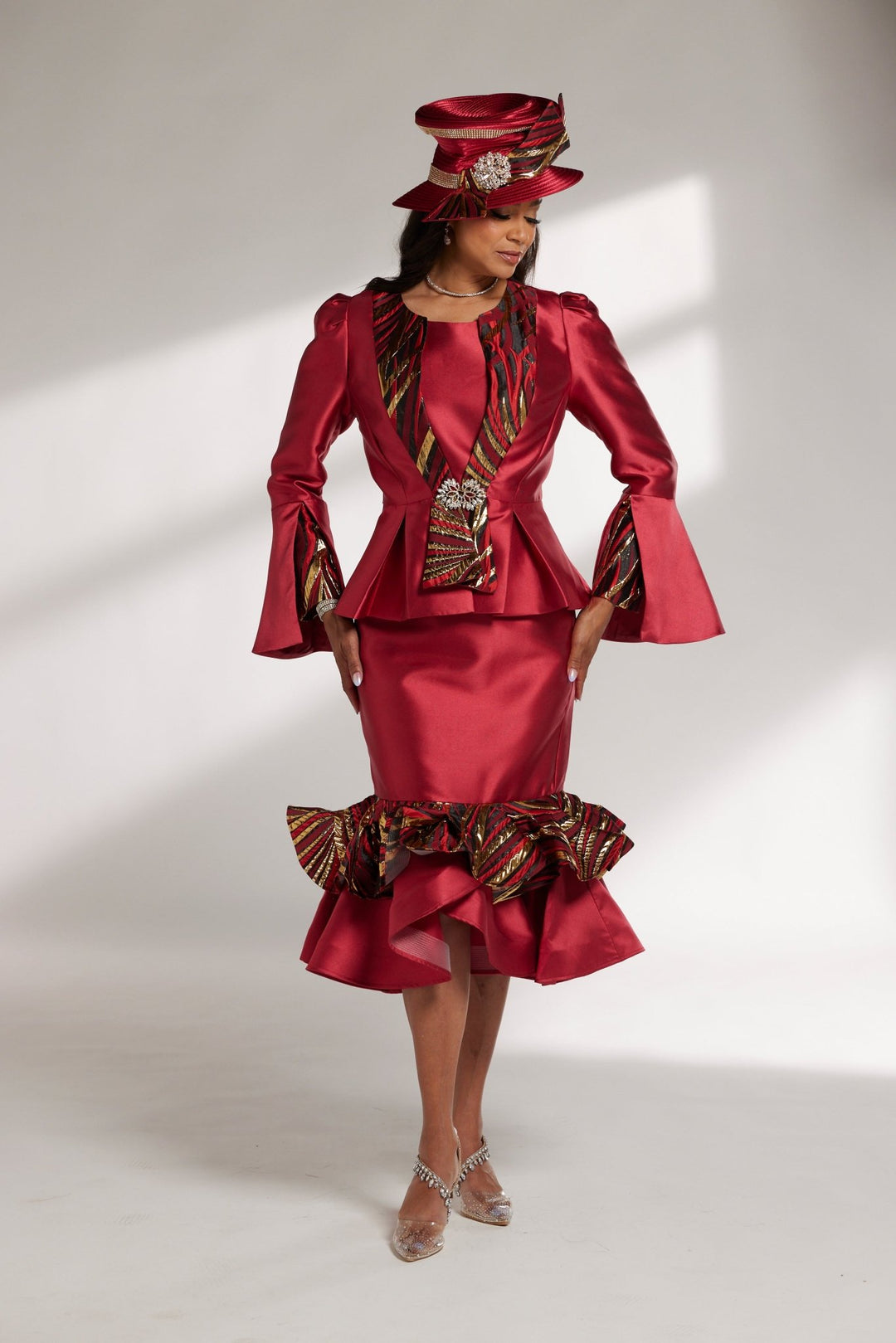 CONFIDENCE OF ELEGANCE SUIT - Especially Yours