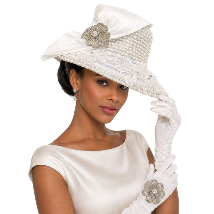 Immaculate Pearl and Gold Church Hat with Gloves - Whittall & Shon