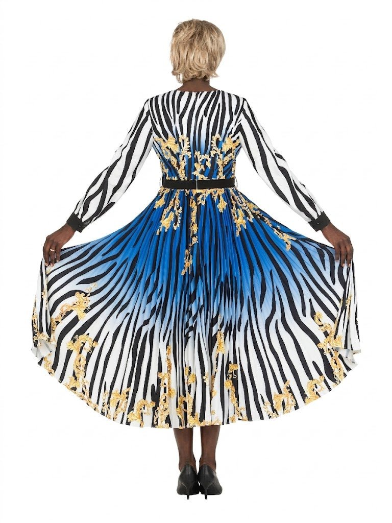 Pleated Dress in Multi Print - Plus - Especially Yours