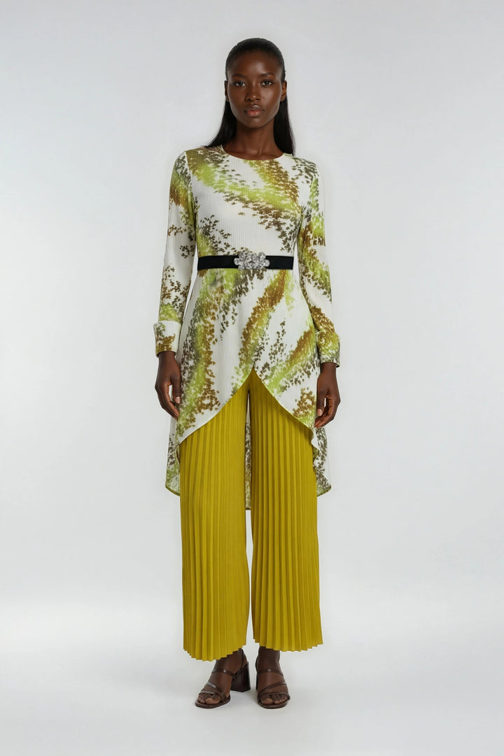 Printed Tunic Top with Pleated Wide-Leg Pants
