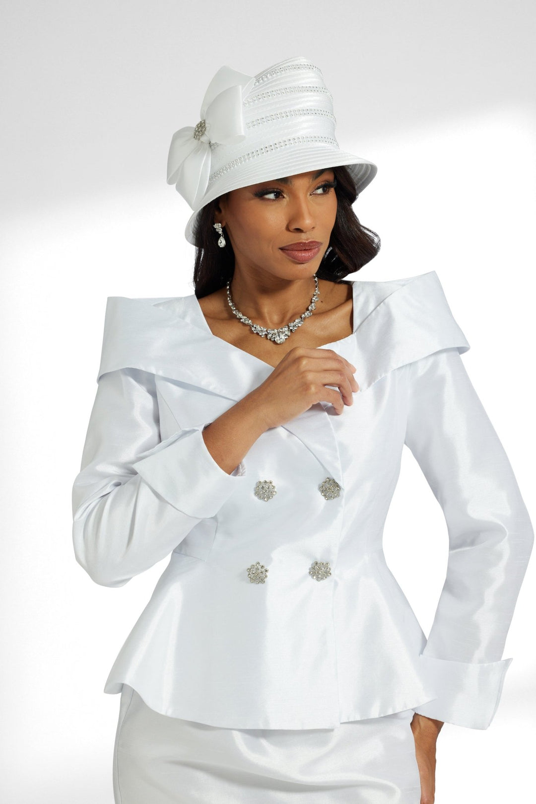 women’s church suit collar
